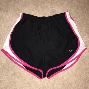 Nike Dri-Fit Tempo Women’s Shorts